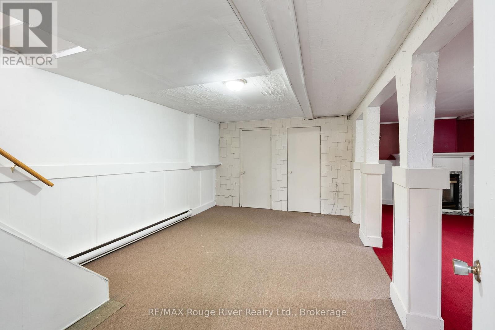 42 MEREDITH CRESCENT - 28