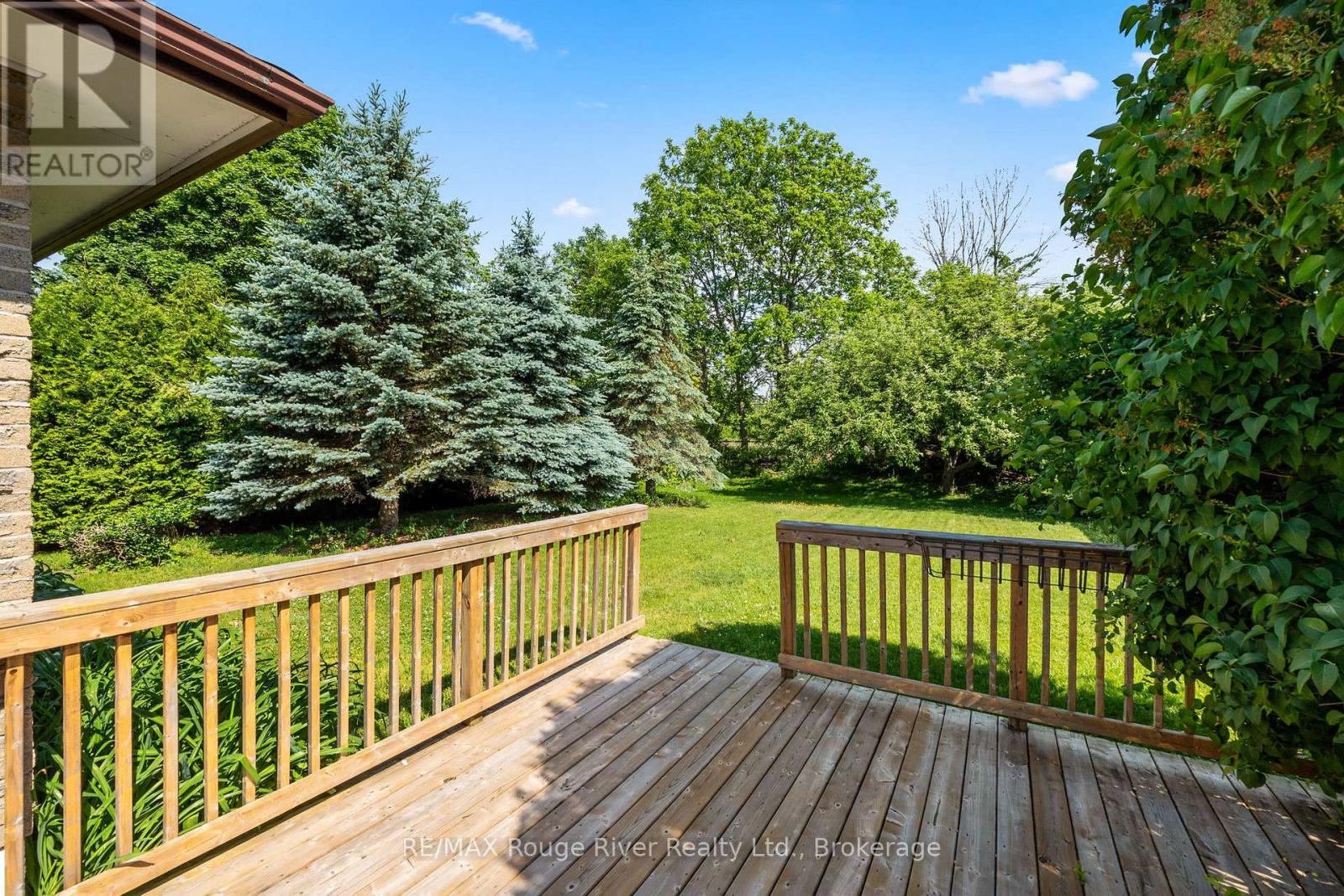 42 MEREDITH CRESCENT - 5