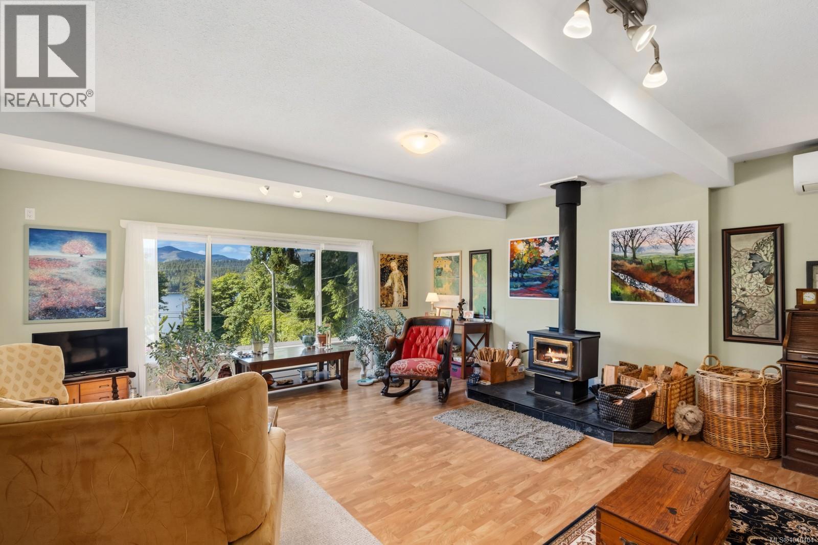 10093 Youbou Rd - 13