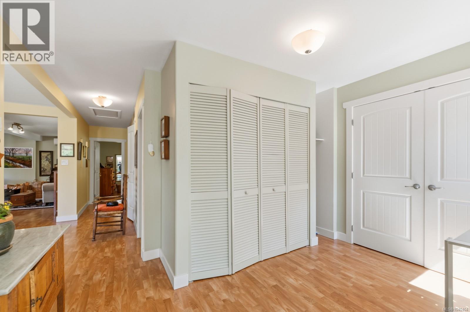 10093 Youbou Rd - 26