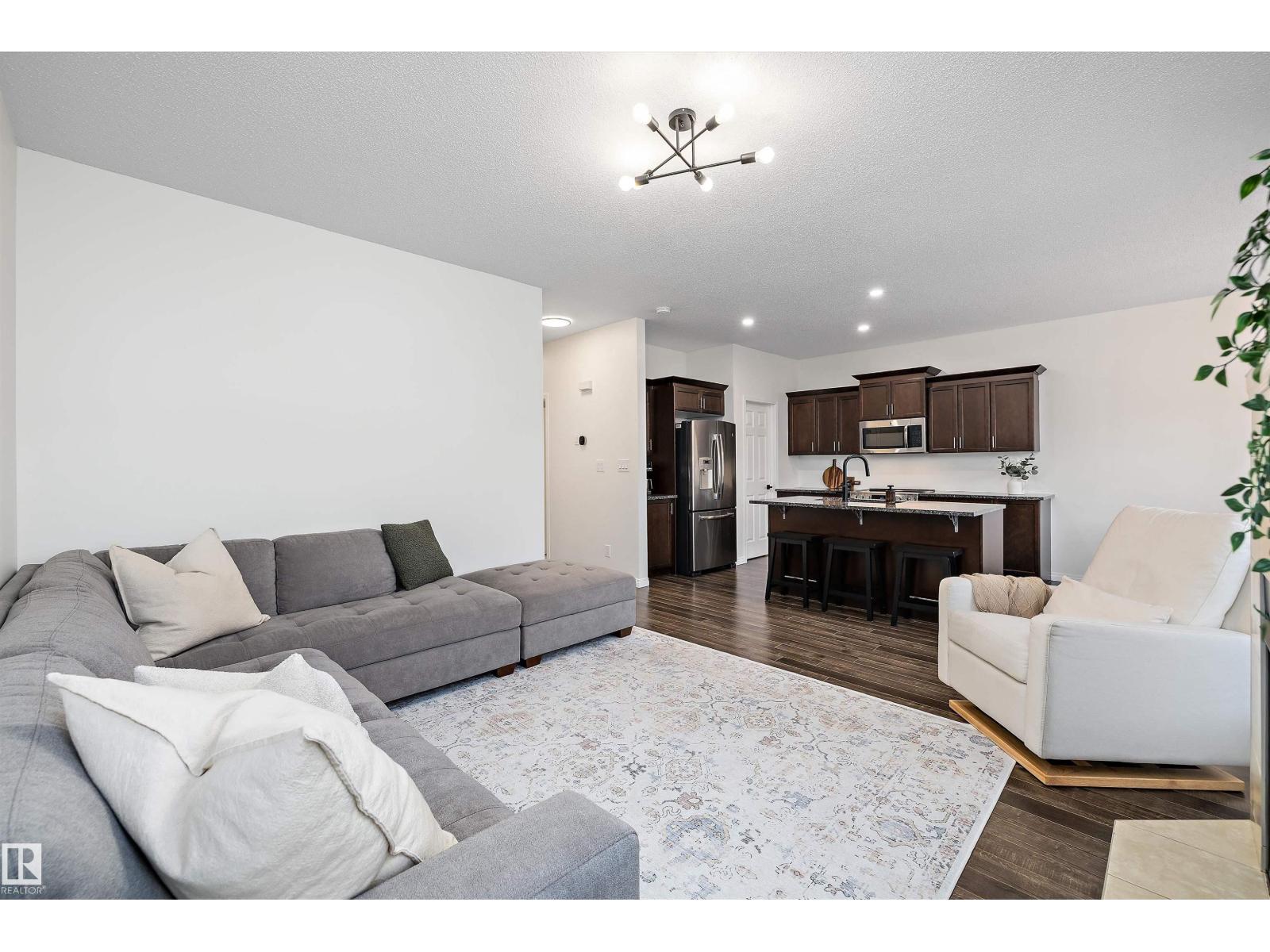 8914 97A — photo 16
