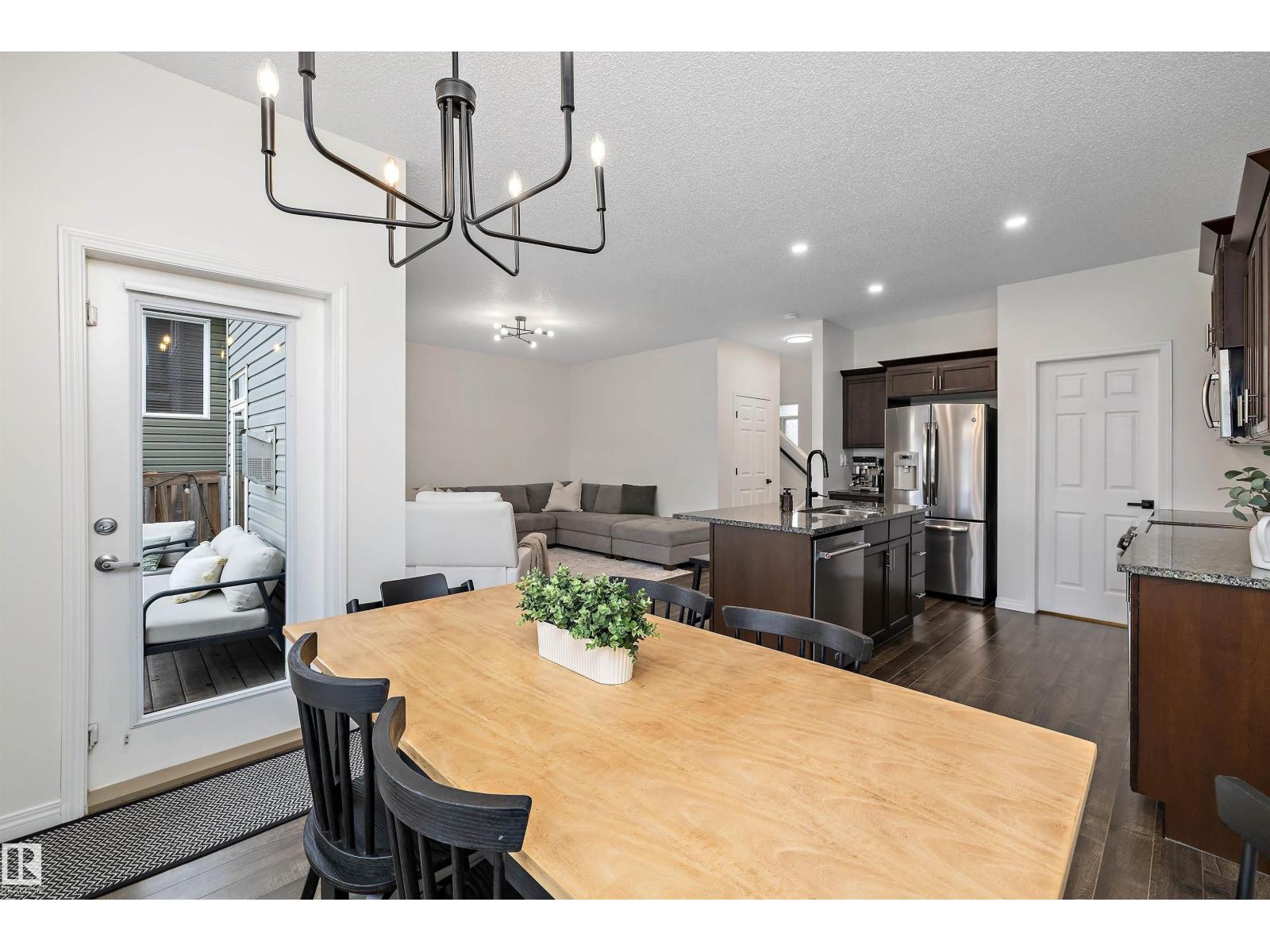 8914 97A — photo 18
