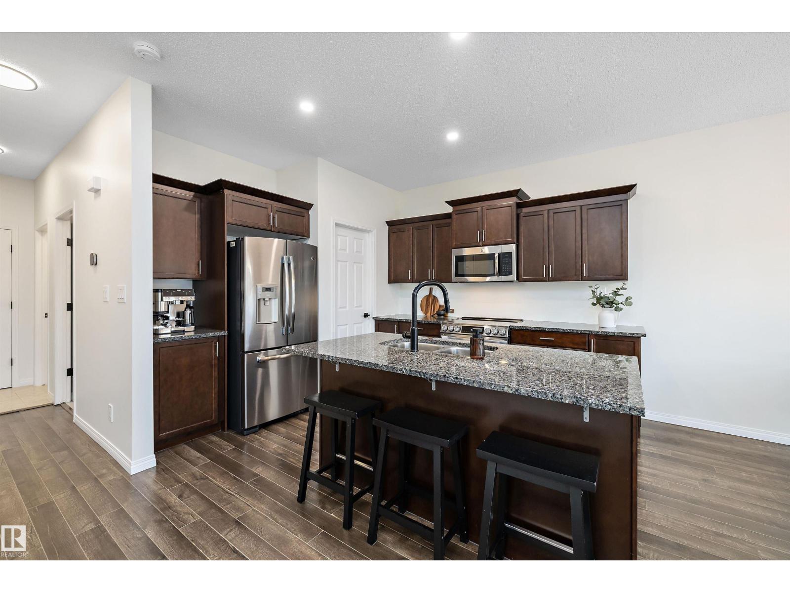 8914 97A — photo 19