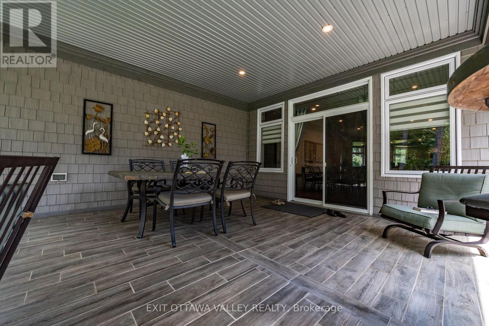 301 DORAN ROAD - 4