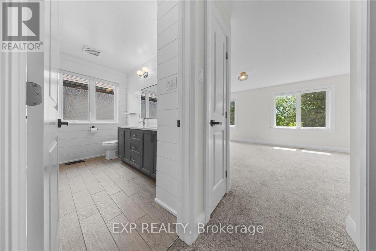 3 Bed, 3 Bath House for Sale in Ottawa – 84 PORTER STREET, Ottawa – MLS# X13460110 - Image 25