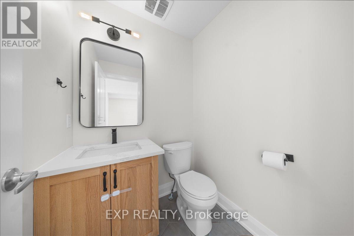 3 Bed, 3 Bath House for Sale in Ottawa – 84 PORTER STREET, Ottawa – MLS# X13460110 - Image 8
