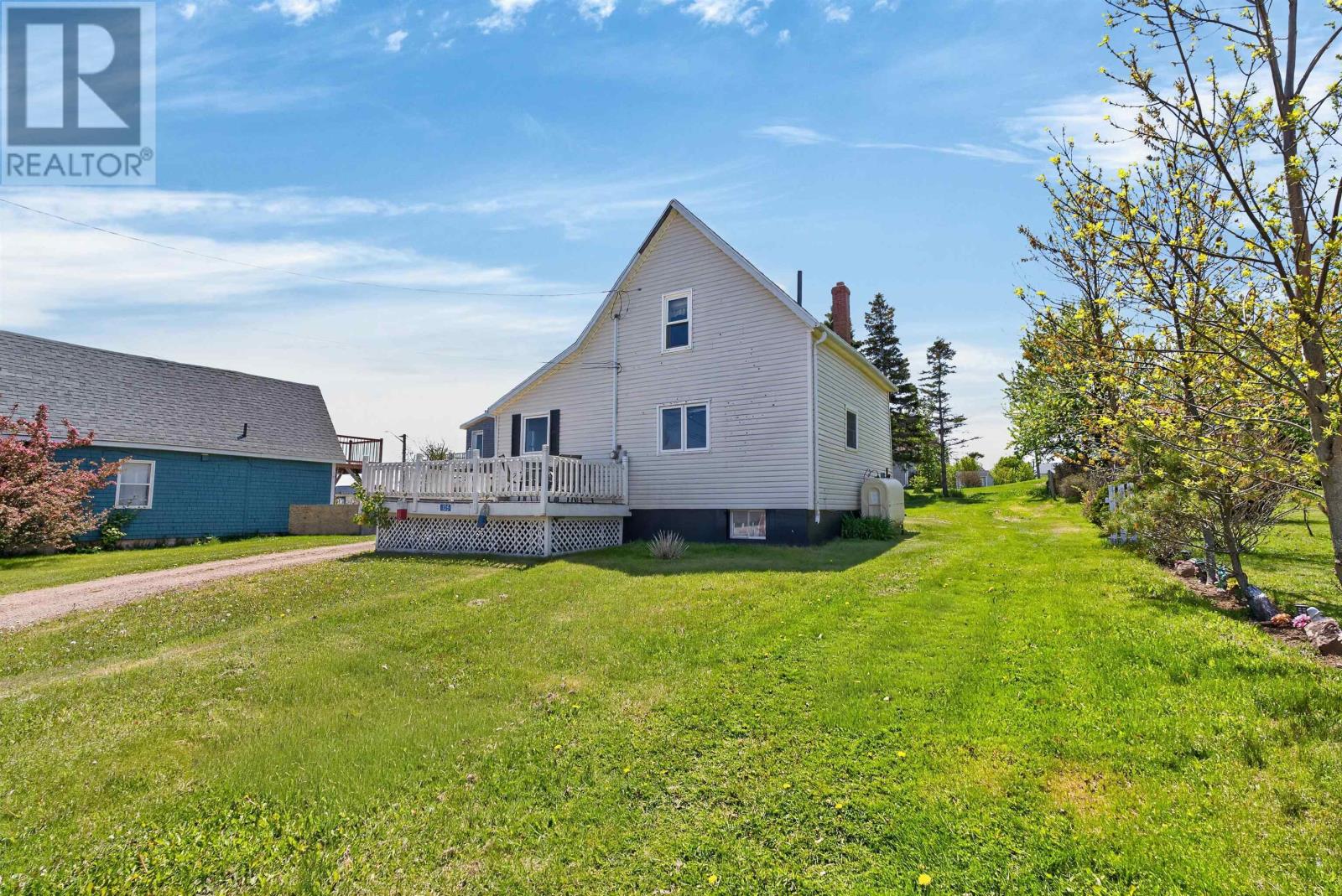 105 Riverside Drive - 34