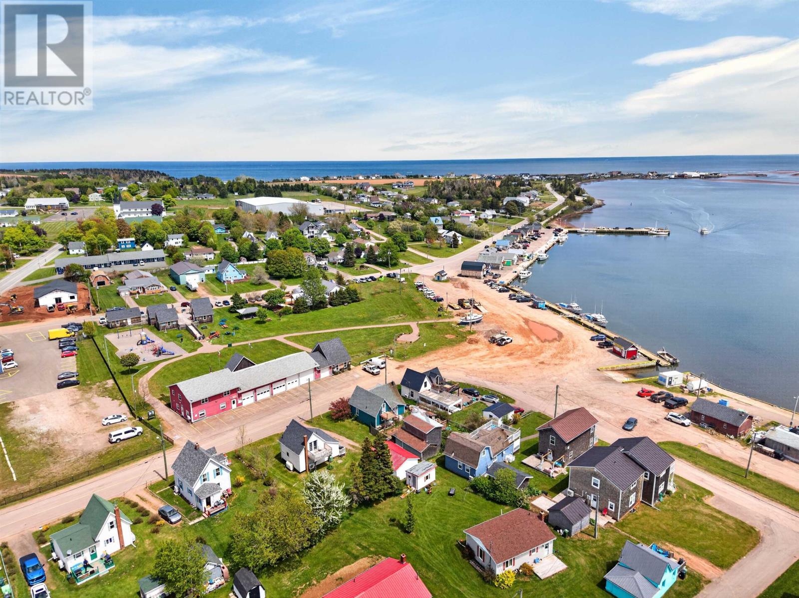 105 Riverside Drive - 32