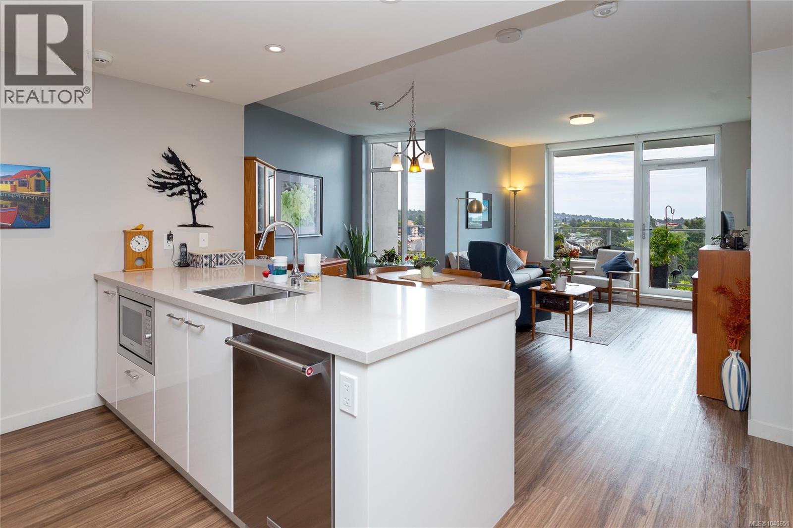 1202 777 Belleville Street, Victoria