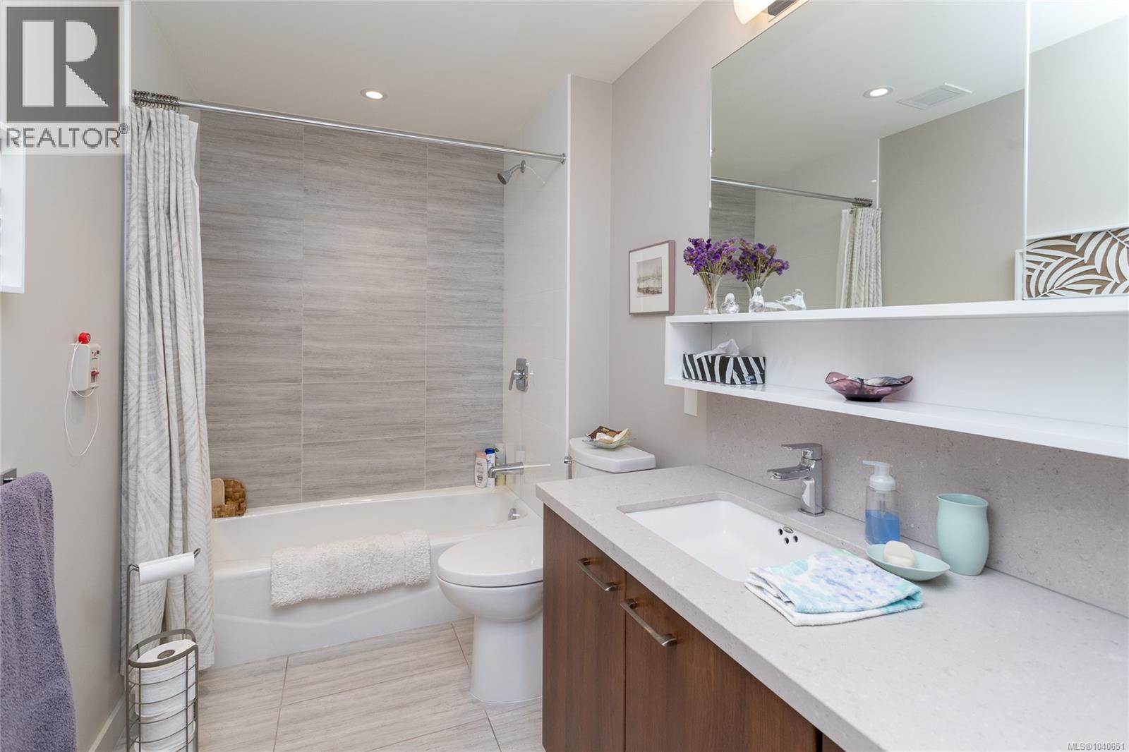 1202 777 Belleville Street, Victoria