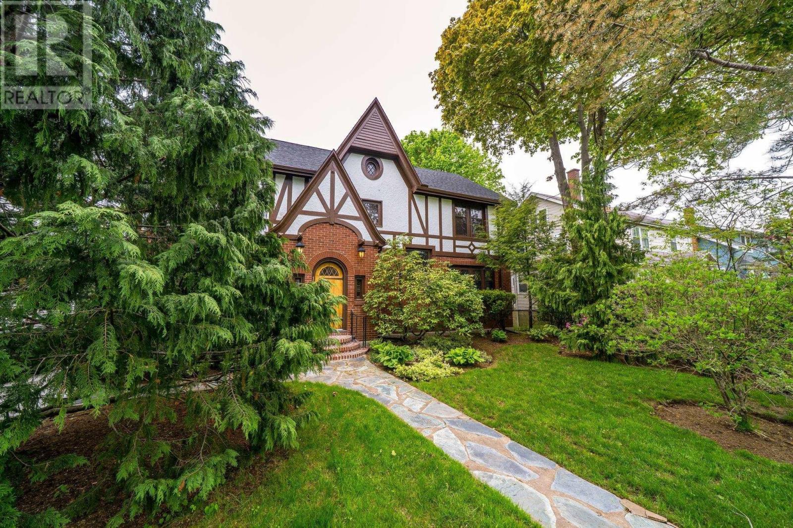 1950 Connaught Avenue - 46