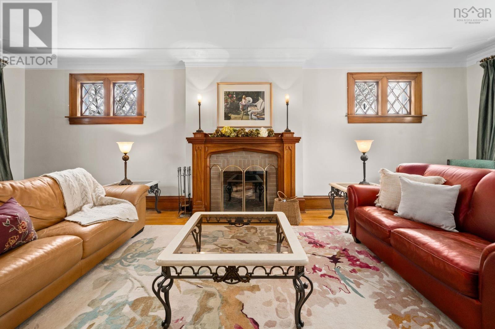 1950 Connaught Avenue - 5