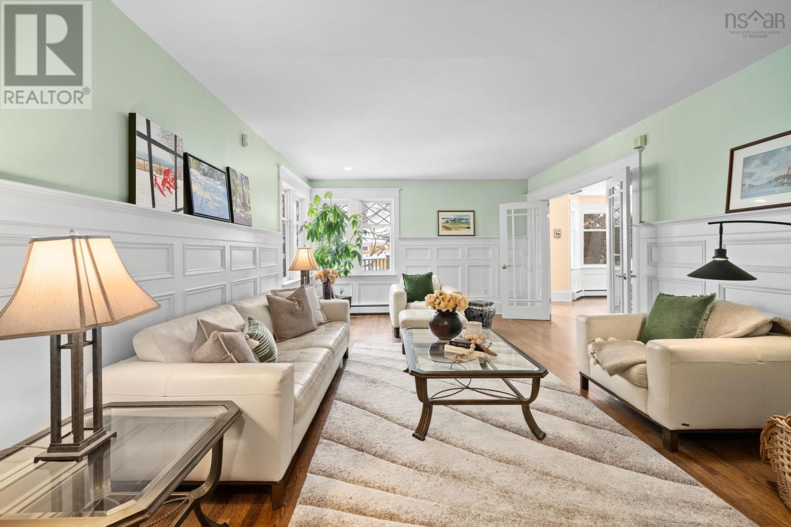 1950 Connaught Avenue - 9