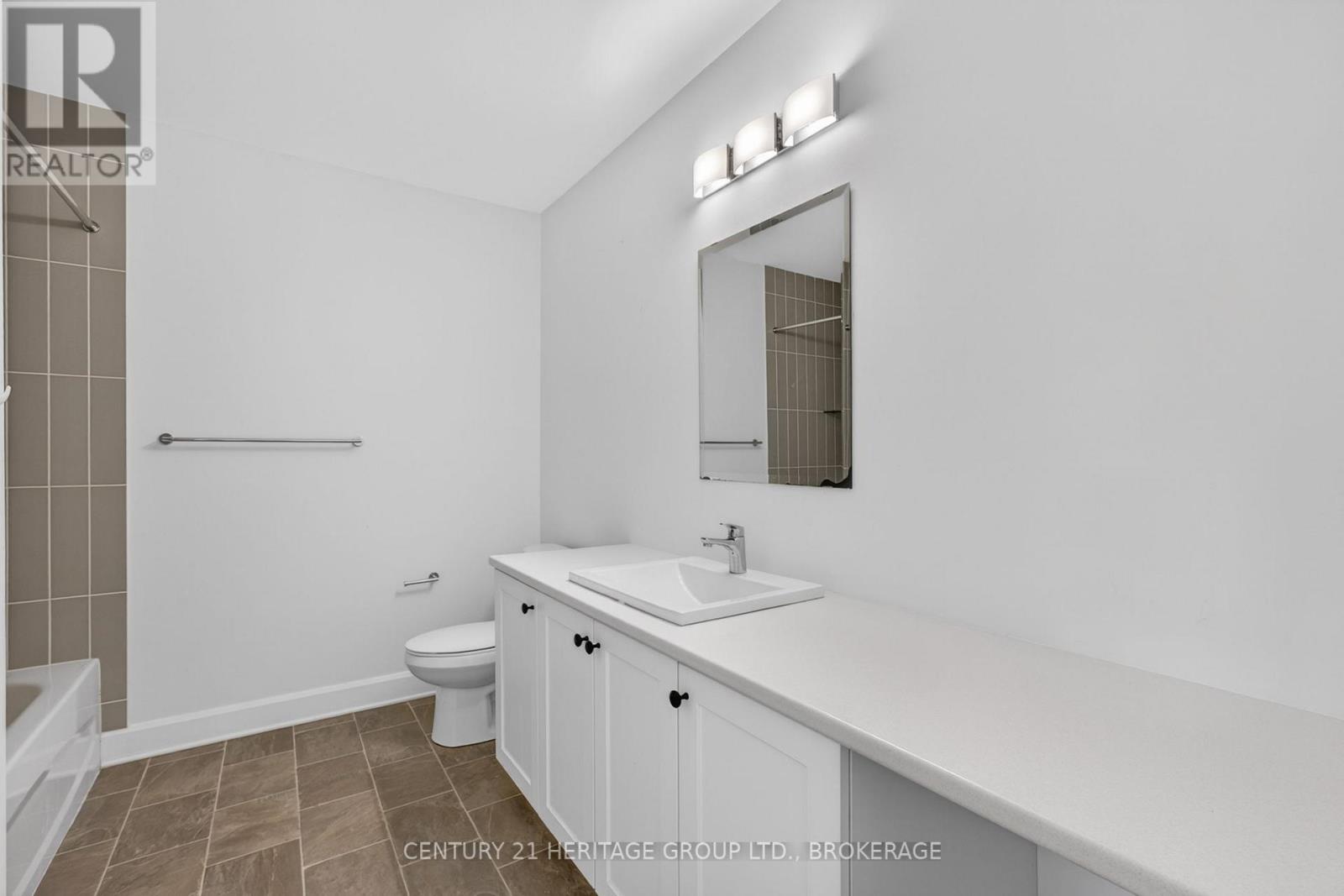 1407 SUMMER STREET - 31
