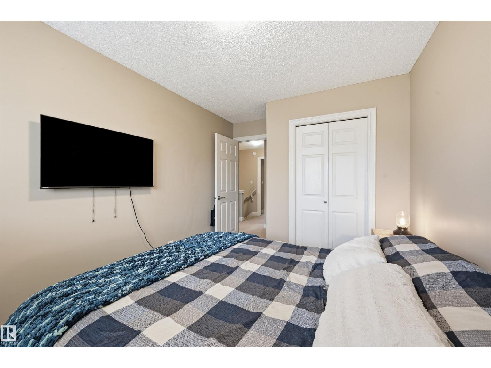 #11 5317 3 AV SW — photo 20