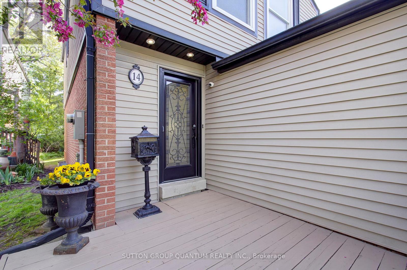 #14 336 QUEEN STREET S - 3
