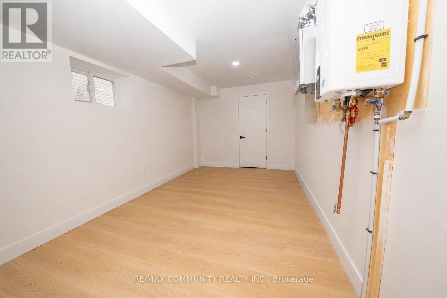 75B KITCHENER ROAD - 41