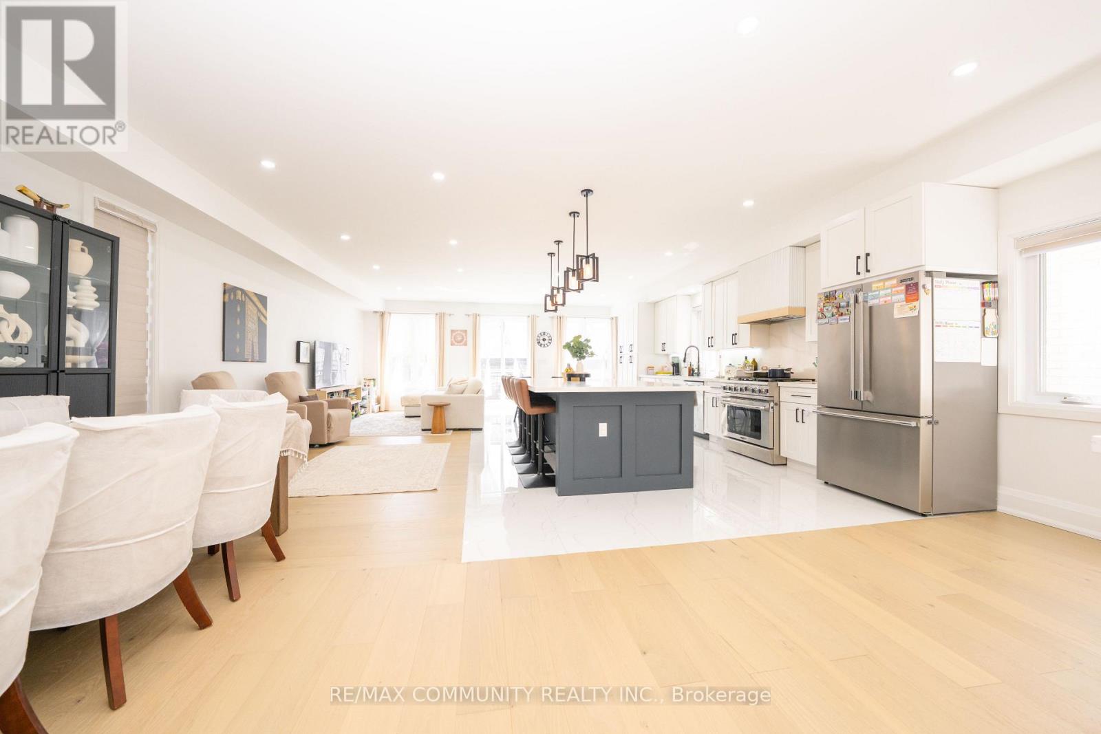 75B KITCHENER ROAD - 8