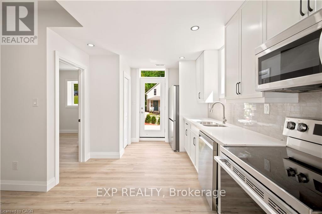 131 ST GEORGE STREET - 22
