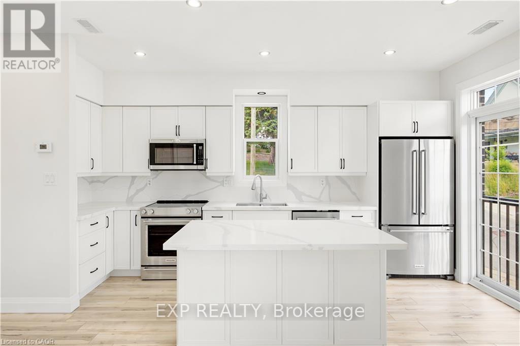 131 ST GEORGE STREET - 4