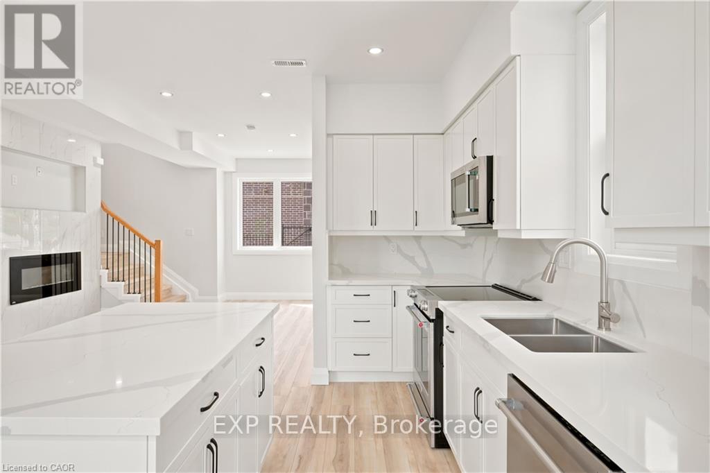131 ST GEORGE STREET - 7