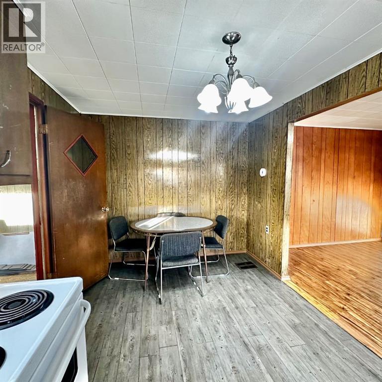 905 & 909 10th Street - 6
