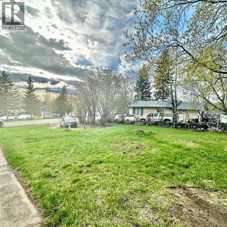 905 & 909 10th Street - 20