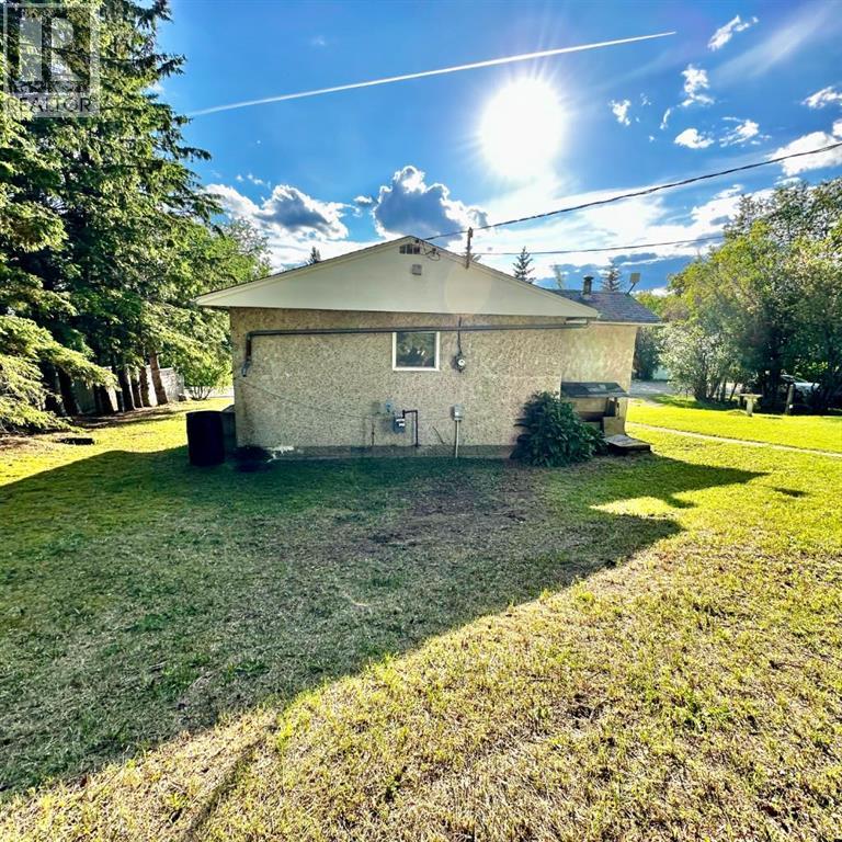 905 & 909 10th Street - 29