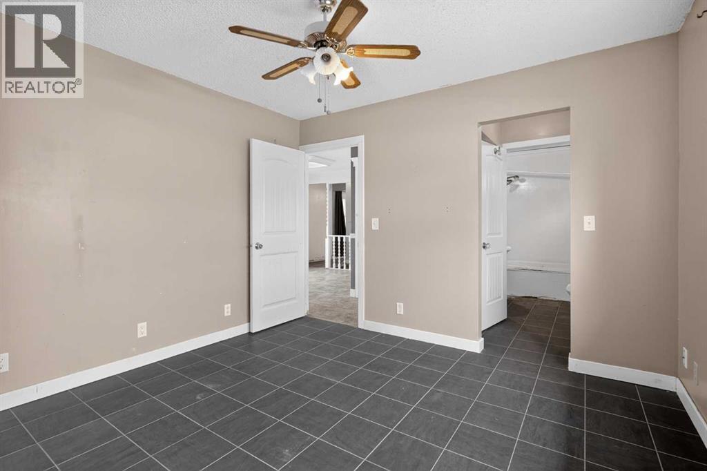 504 1 Avenue NE — photo 14