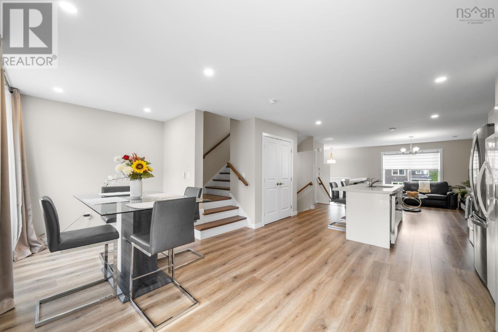 Property 20 of 51 of 114 Cortland Ridge