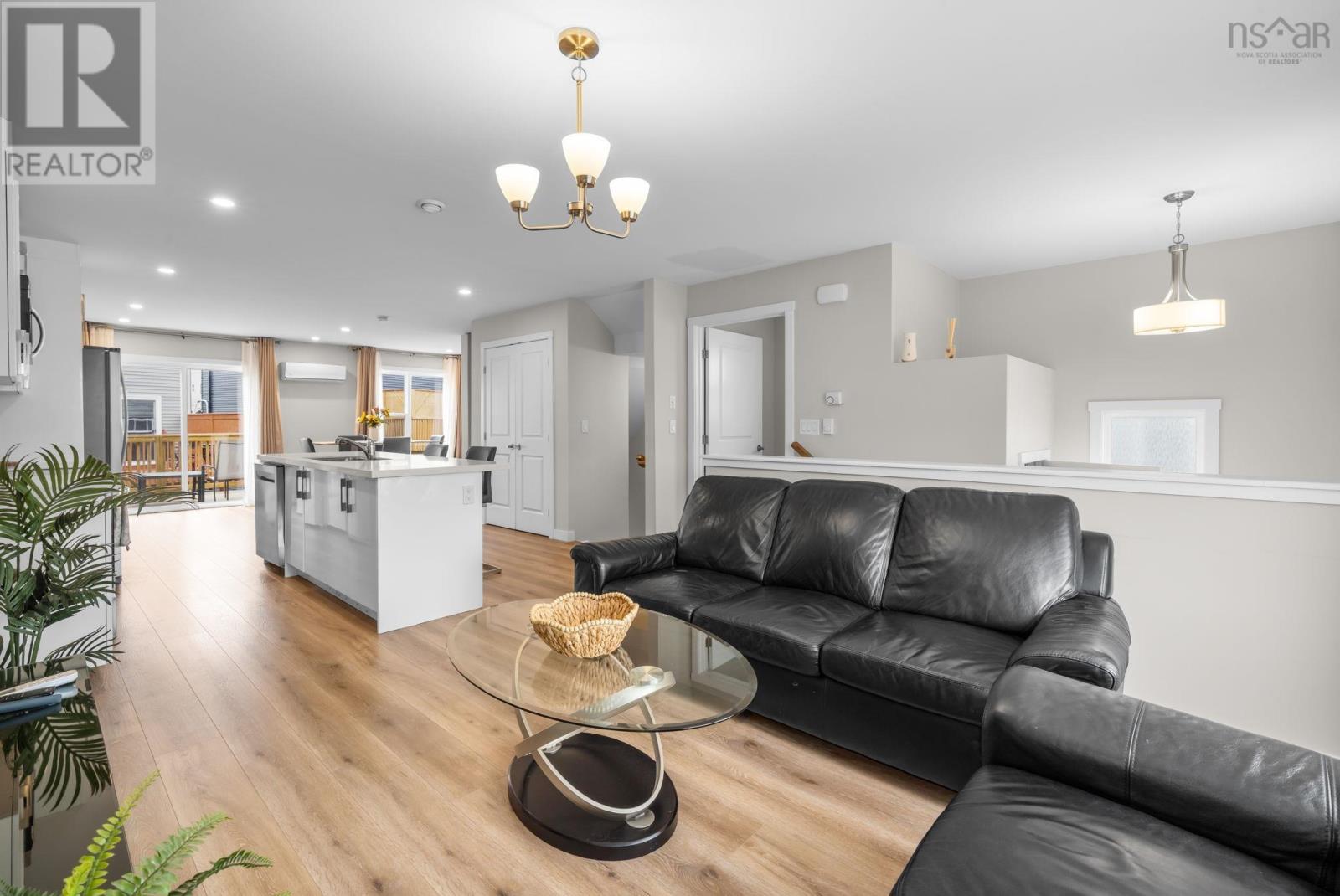 Property 7 of 51 of 114 Cortland Ridge