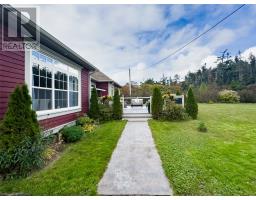 17 Dock Point Street thumbnail 11