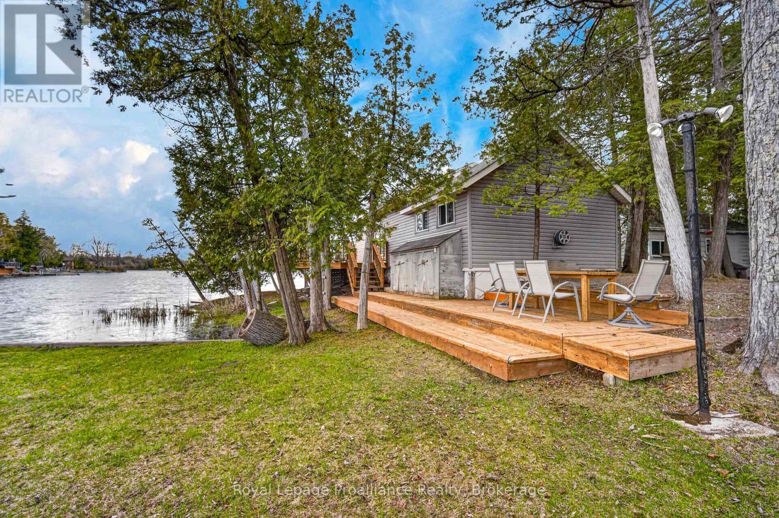 24A CYPRESS LANE - 22