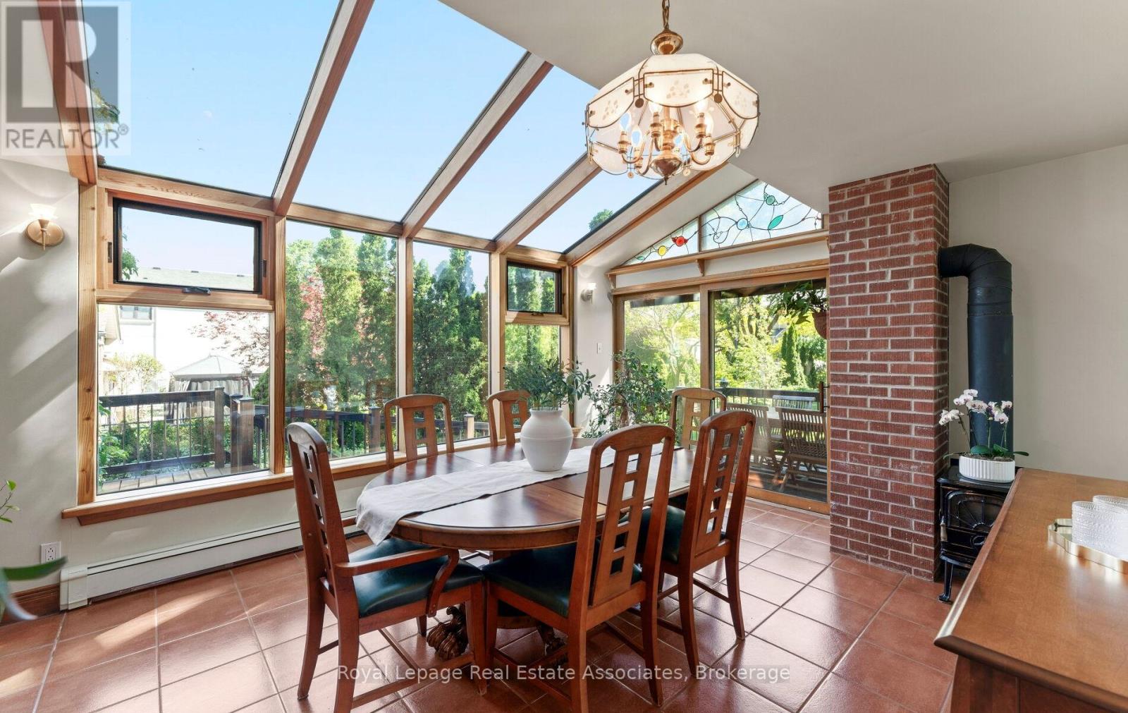 30 THEODORE DRIVE - 15