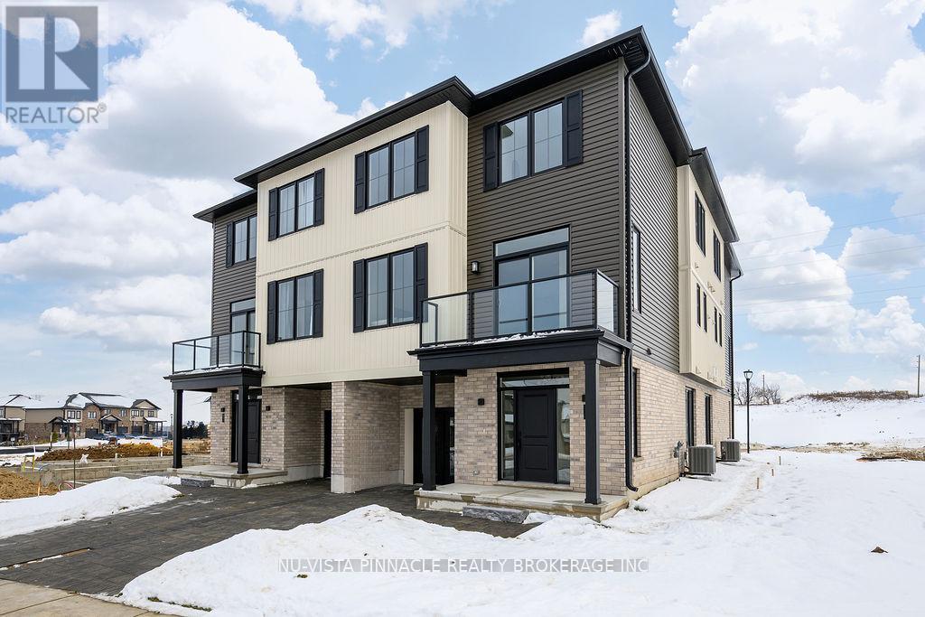 2594 SHEFFIELD BOULEVARD - 23