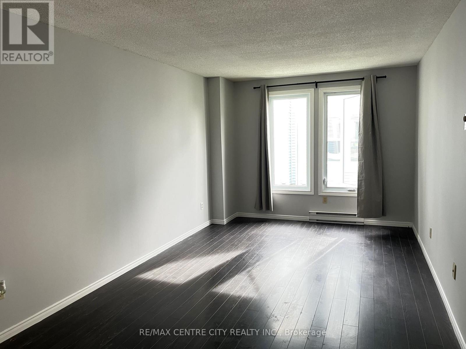 #UNIT C 3 BRANTWOOD PARK ROAD - 3