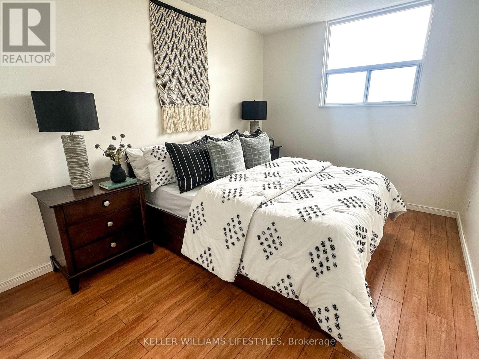 #506 1105 JALNA BOULEVARD - 15