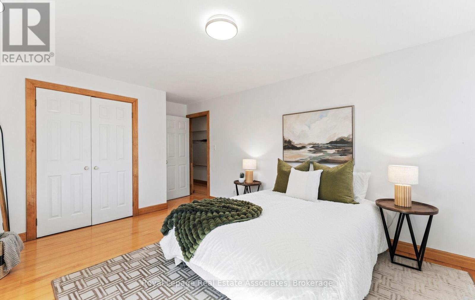 30 THEODORE DRIVE - 24