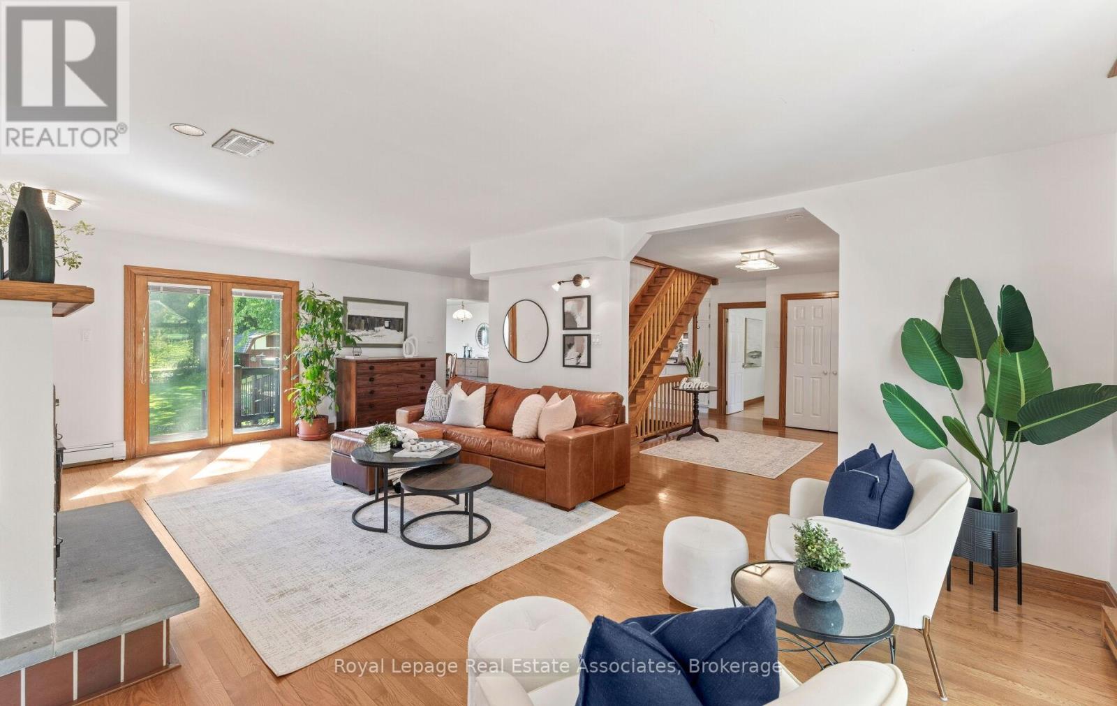 30 THEODORE DRIVE - 5