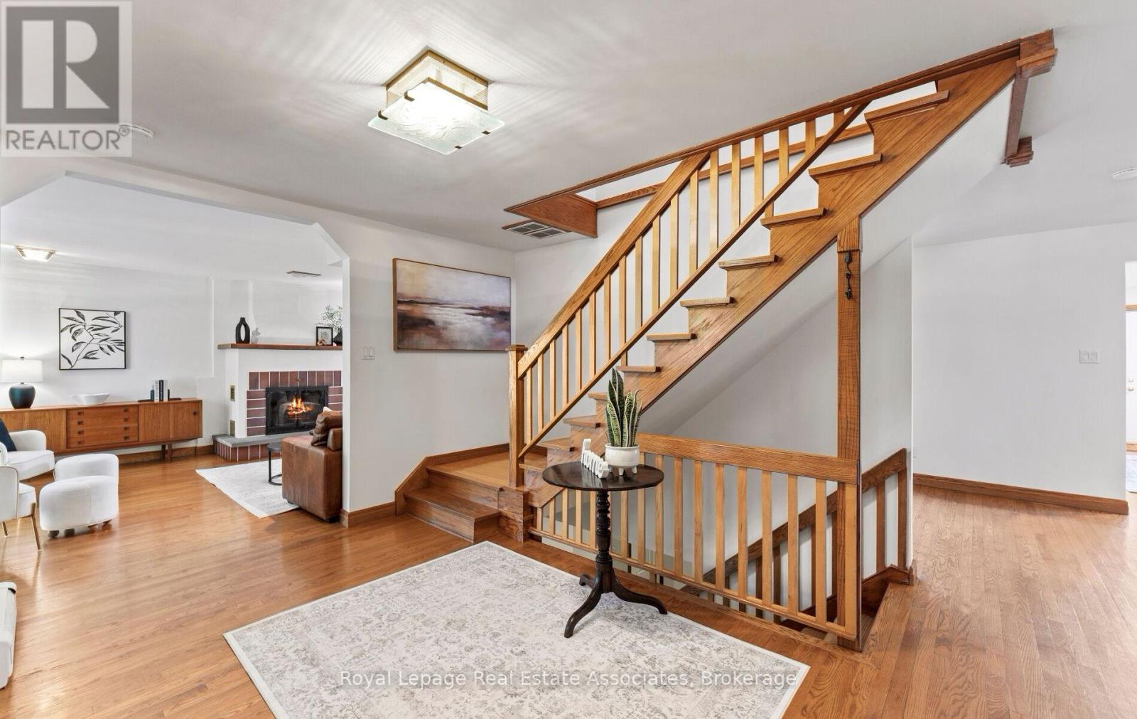 30 THEODORE DRIVE - 4