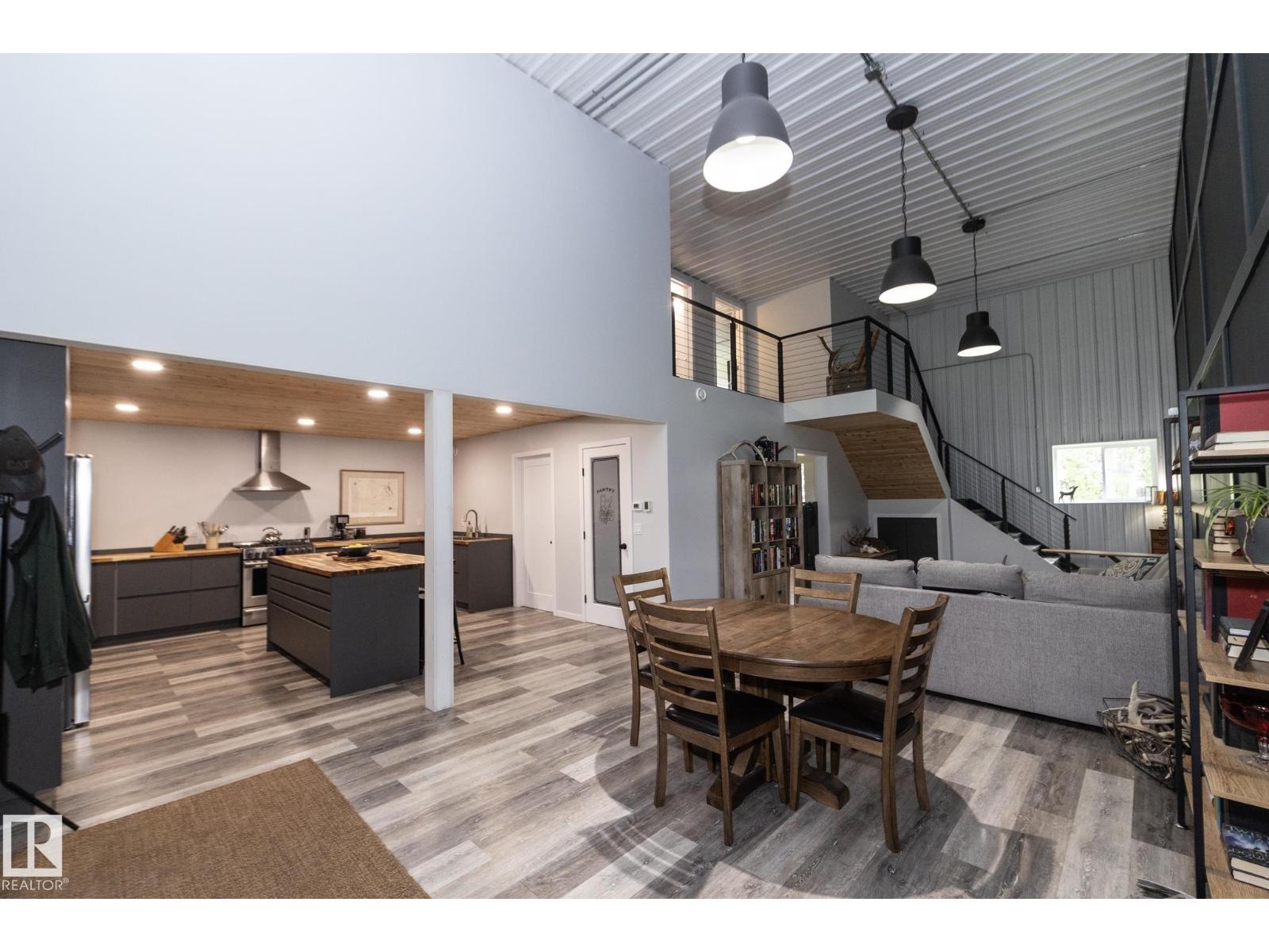 57511 Range 92 RD - photo 4