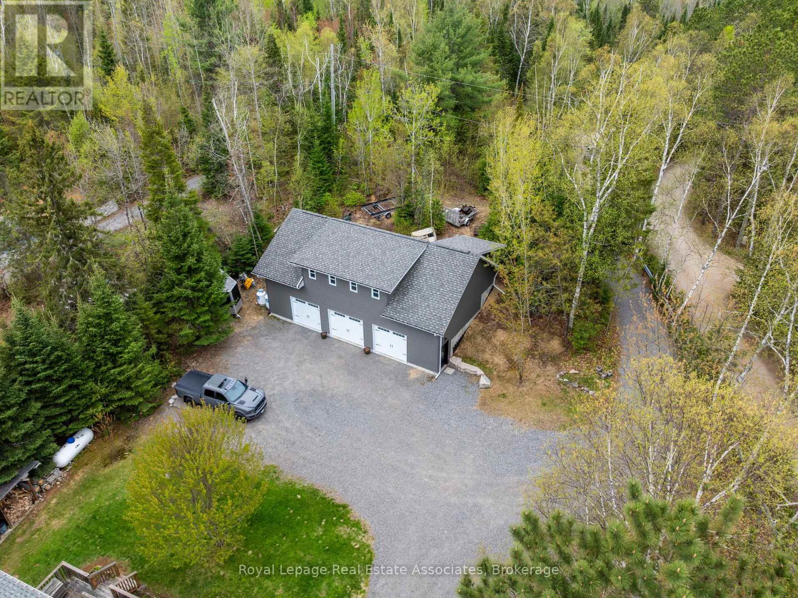 196 CIRCLE ROAD - Image 36