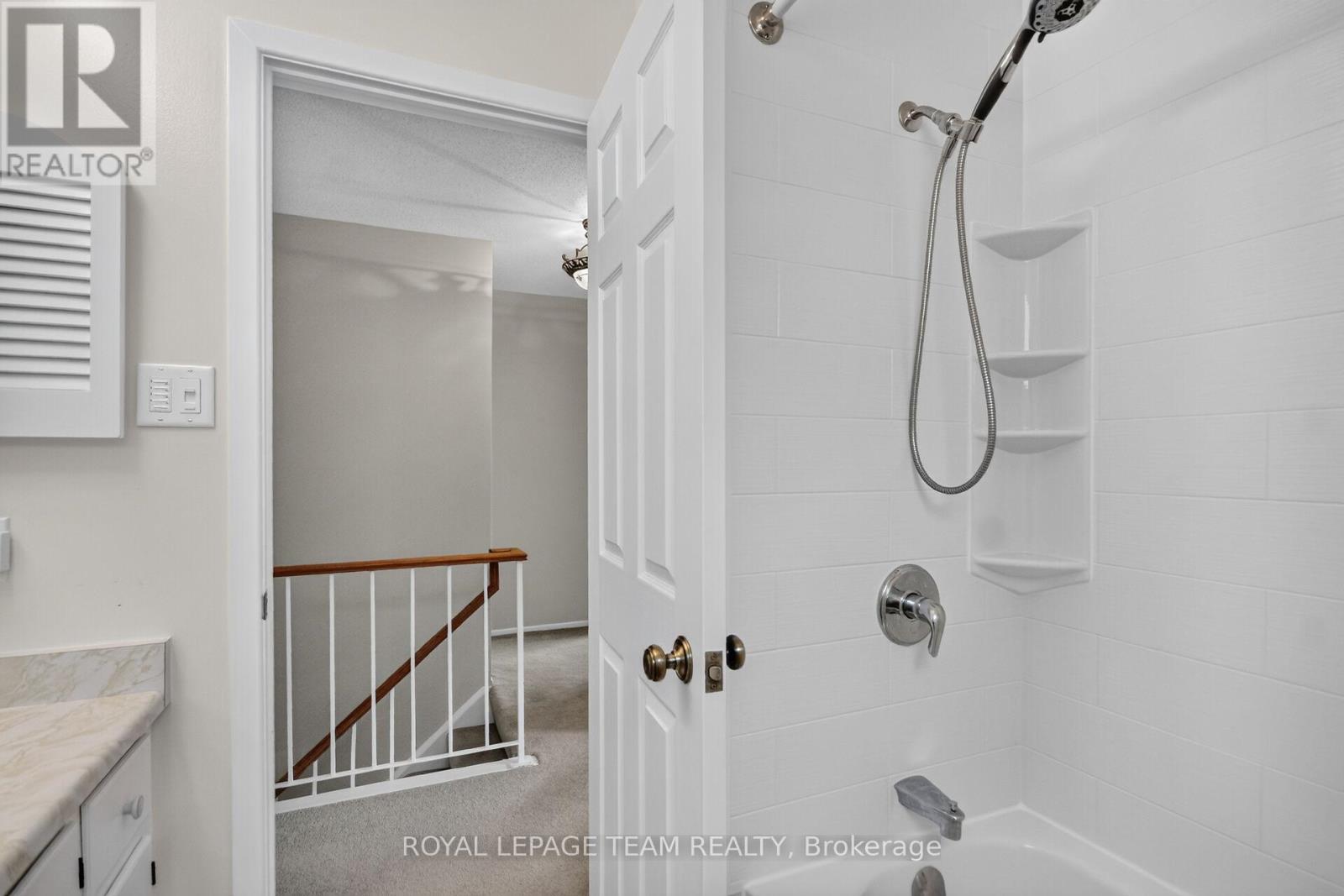 4 Bed, 3 Bath House for Sale in Ottawa – 3 HAYWOOD CRESCENT, Ottawa – MLS# X13460182 - Image 25