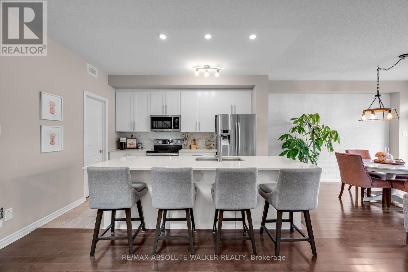 3 Bed, 3 Bath House for Sale in Ottawa – 400 GERRY LALONDE DRIVE, Ottawa – MLS# X13460196 - Image 20
