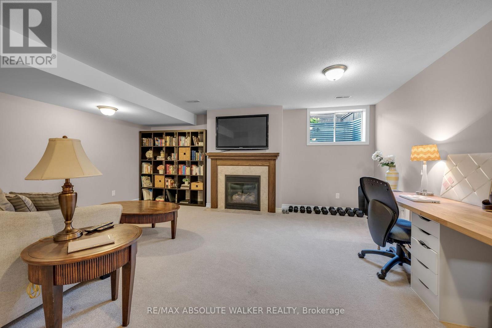 3 Bed, 3 Bath House for Sale in Ottawa – 400 GERRY LALONDE DRIVE, Ottawa – MLS# X13460196 - Image 43