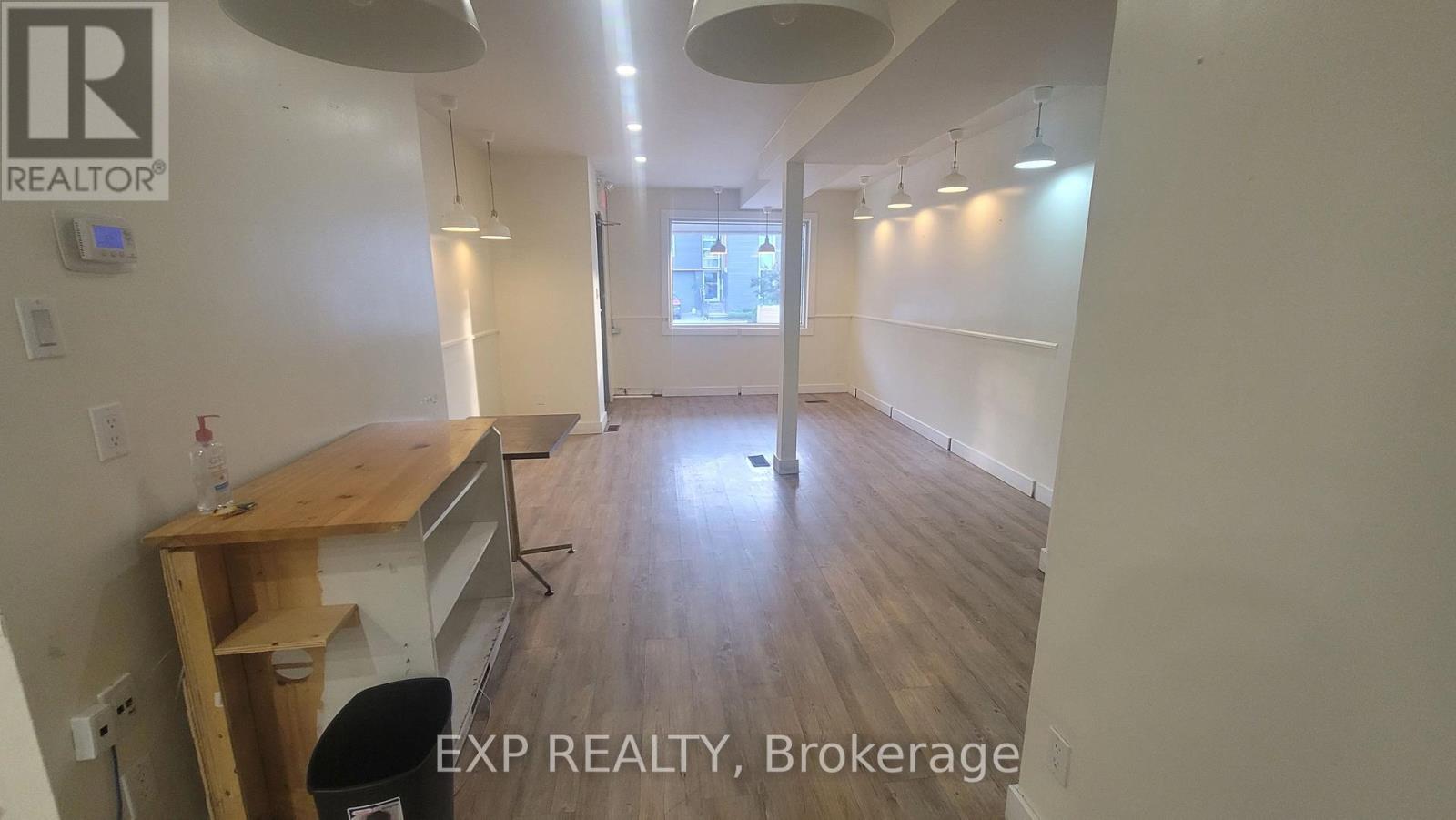 Retail for Rent in Ottawa – 83 HOLLAND AVENUE, Ottawa – MLS# X13460260 - Image 15