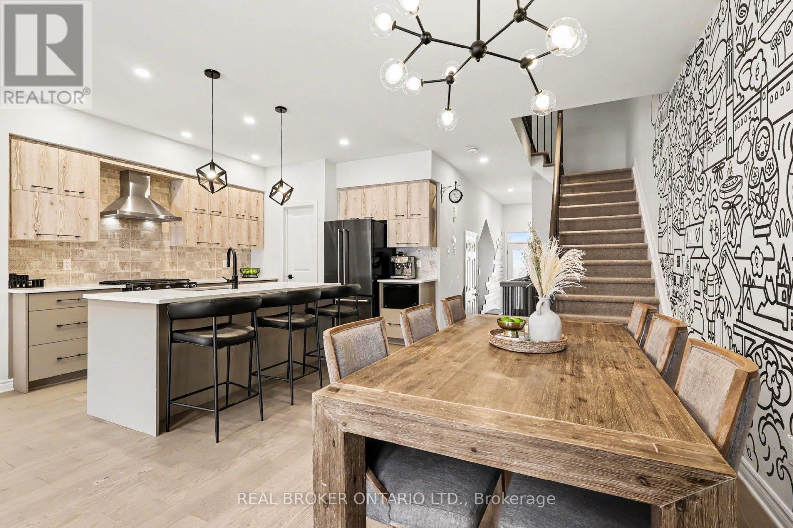 3 Bed, 3 Bath House for Sale in Ottawa – 769 CAIRN CRESCENT, Ottawa – MLS# X13460314 - Image 8