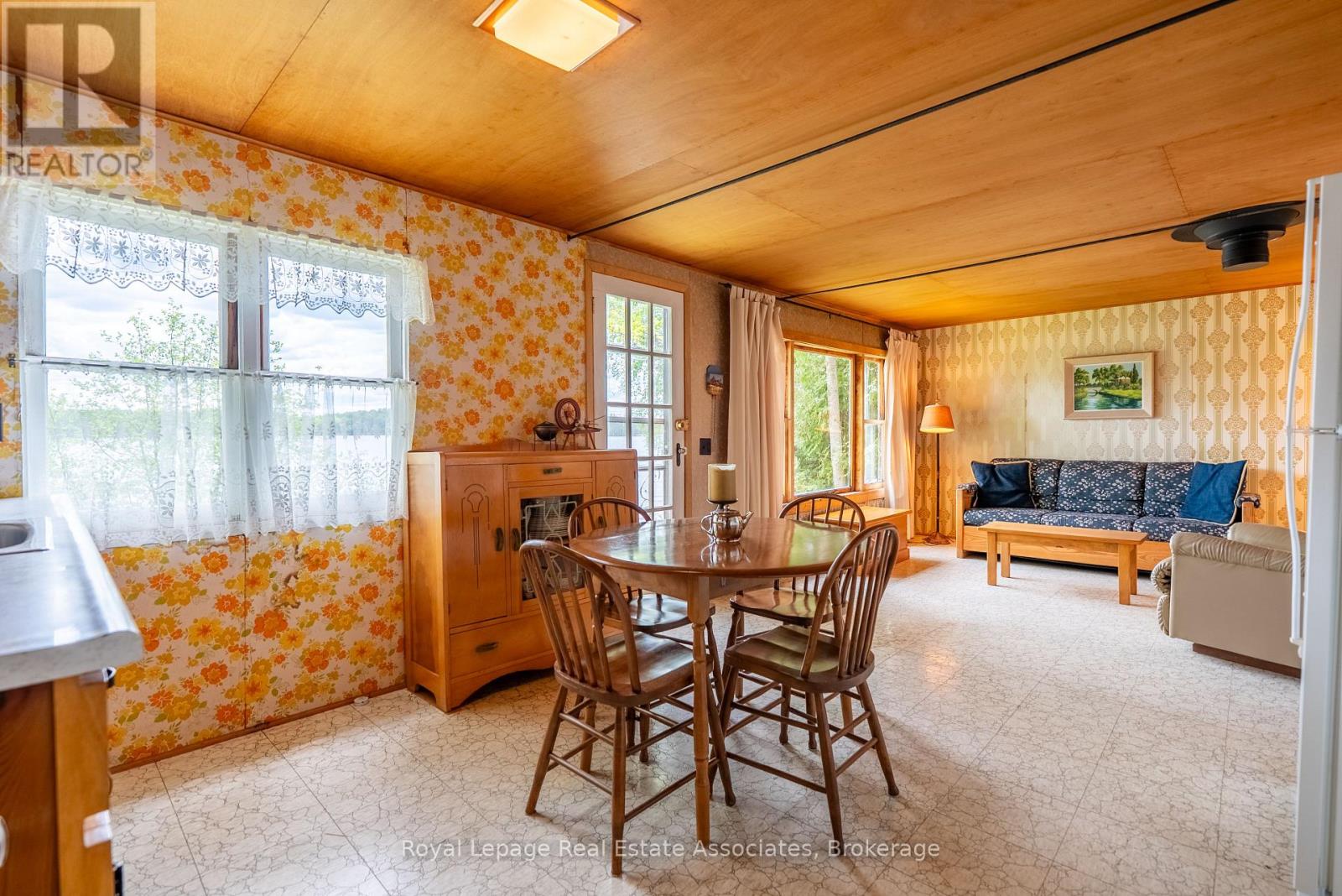 243 BEACH LANE - 9