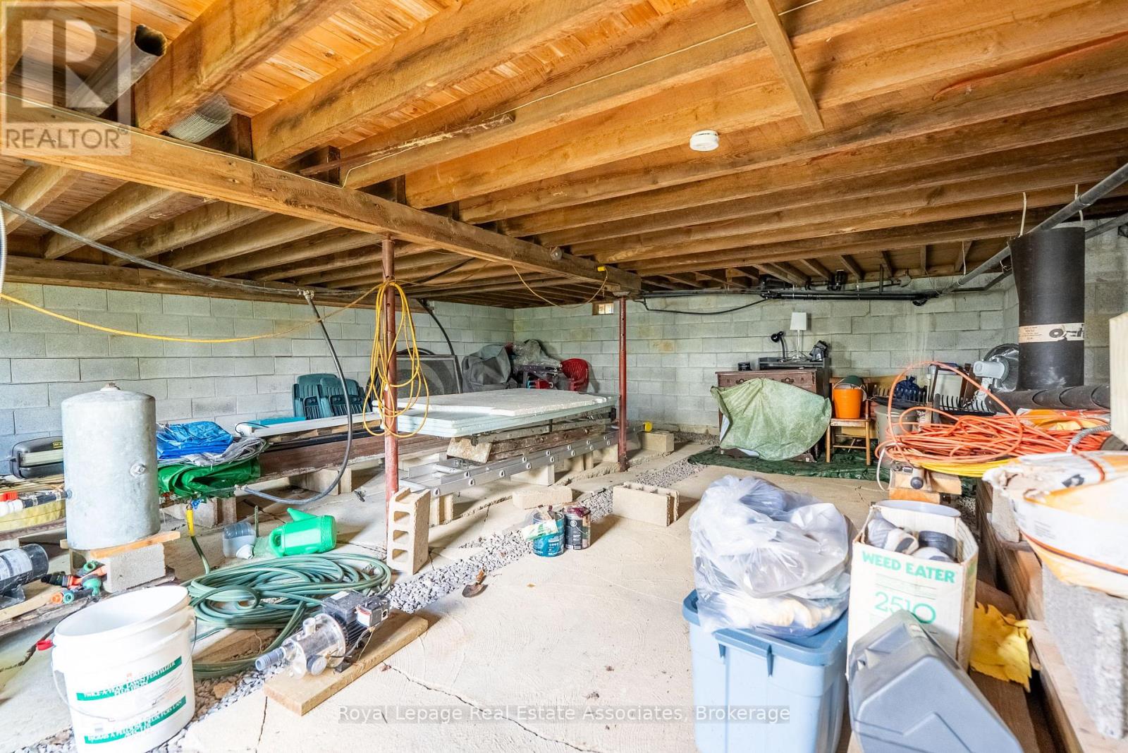 243 BEACH LANE - 27