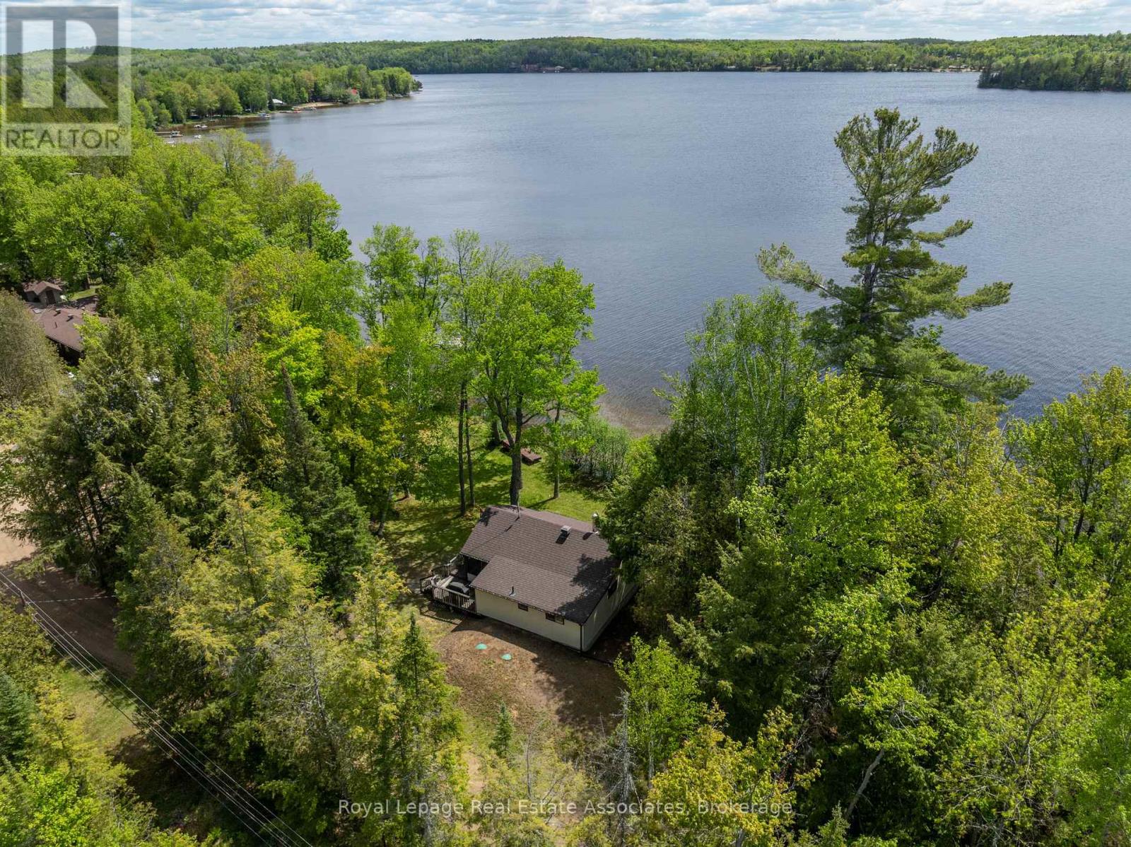 243 BEACH LANE - 28